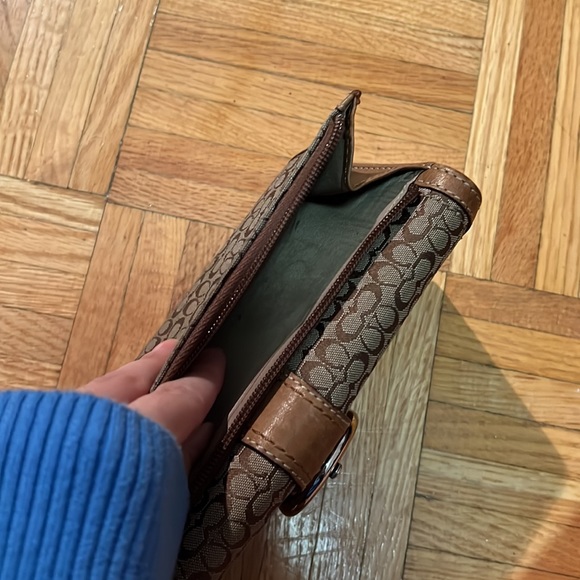 Fake coach wallet - Picture 4 of 8